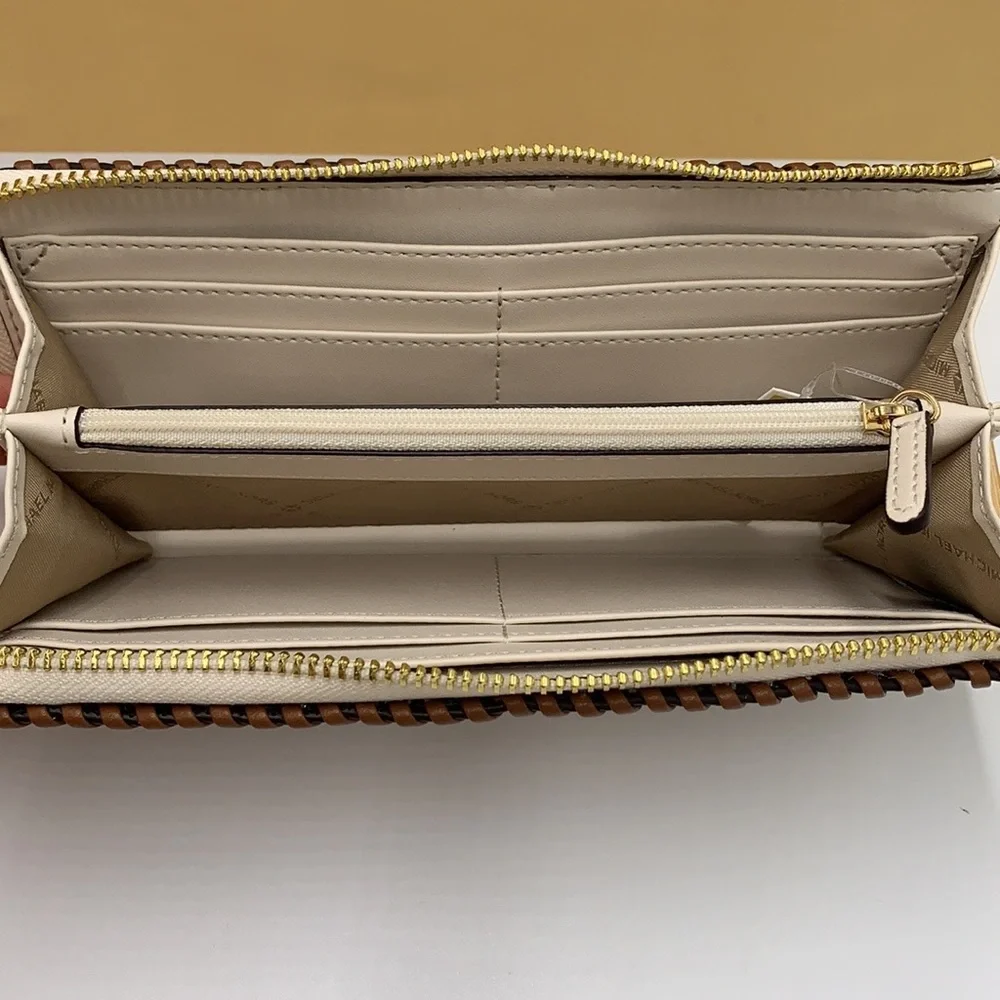 MICHAEL KORS JET SET TRAVEL LARGE THREE QUARTER ZIP WALLET LIGHT CREAM MULTI